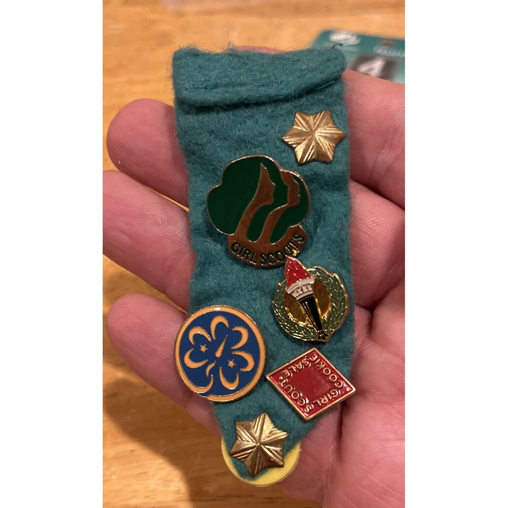 Vtg 1980 Girl Scout Pin Set Profile Green Red Diamond Blue Enameled Badges